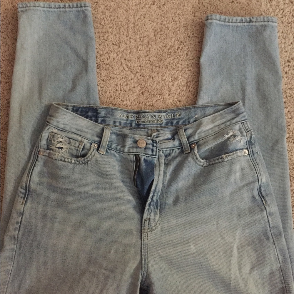 American Eagle Mom Jeans